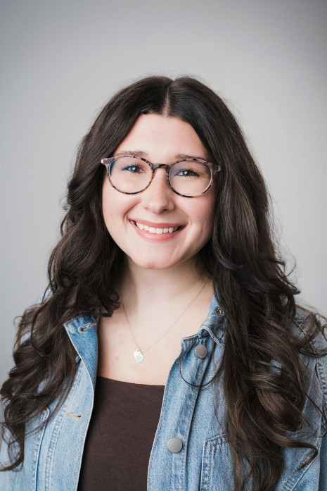 Ava Newton's headshot